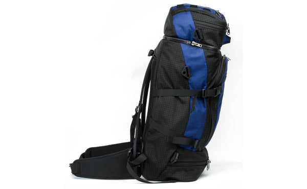 The Hero's Journey in Nordic (blue with grey grid) 400 Halcyon with the hip belt connected.